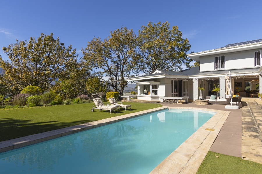 4 Bedroom Property for Sale in Erinvale Golf Estate Western Cape